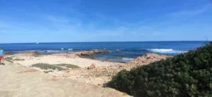 Cala Arenetes en Denia Alicante en el final de las rotas
