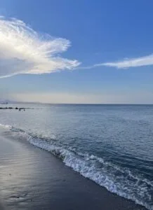 Playa de Les Marines agua azul Playa de Les Marines agua azul