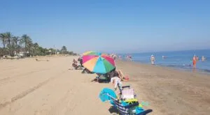 Playa de Les Marines temporada alta Playa de Les Marines temporada alta