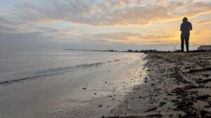 playa punta del Raset en Denia orilla