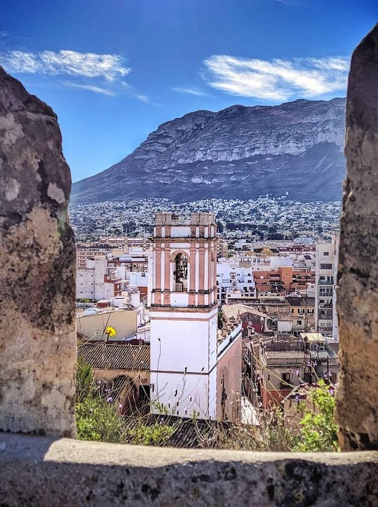 vistas del Montgo desde la muralla del castillo