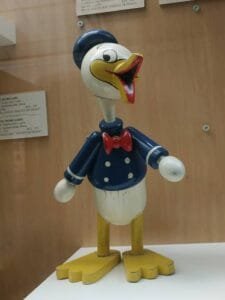 Museo del juguete de Denia pato de madera