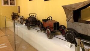 Museo del juguete de Denia exposición coches de metal