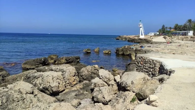 Playa el Trampoli en Las Rotas Denia