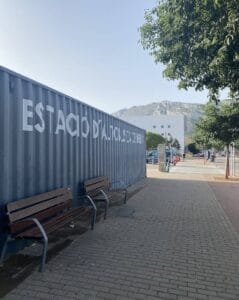 estación de autobuses de Denia bancos Nueva estación de autobuses de Denia bancos